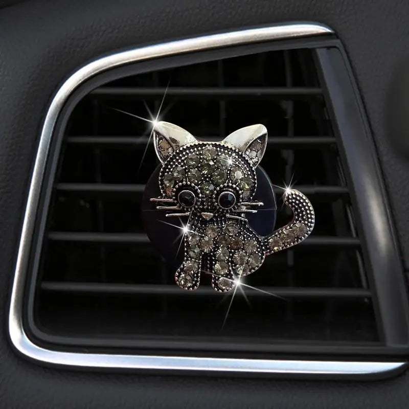 Car Air Freshener Bear Pilot Vent Perfume Cute Cat Gemstone Car Air Fresheners Vent Clips Cute Cartoon Decor Auto Accessories